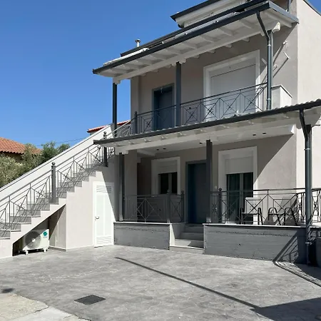 Mourati House Holiday home *